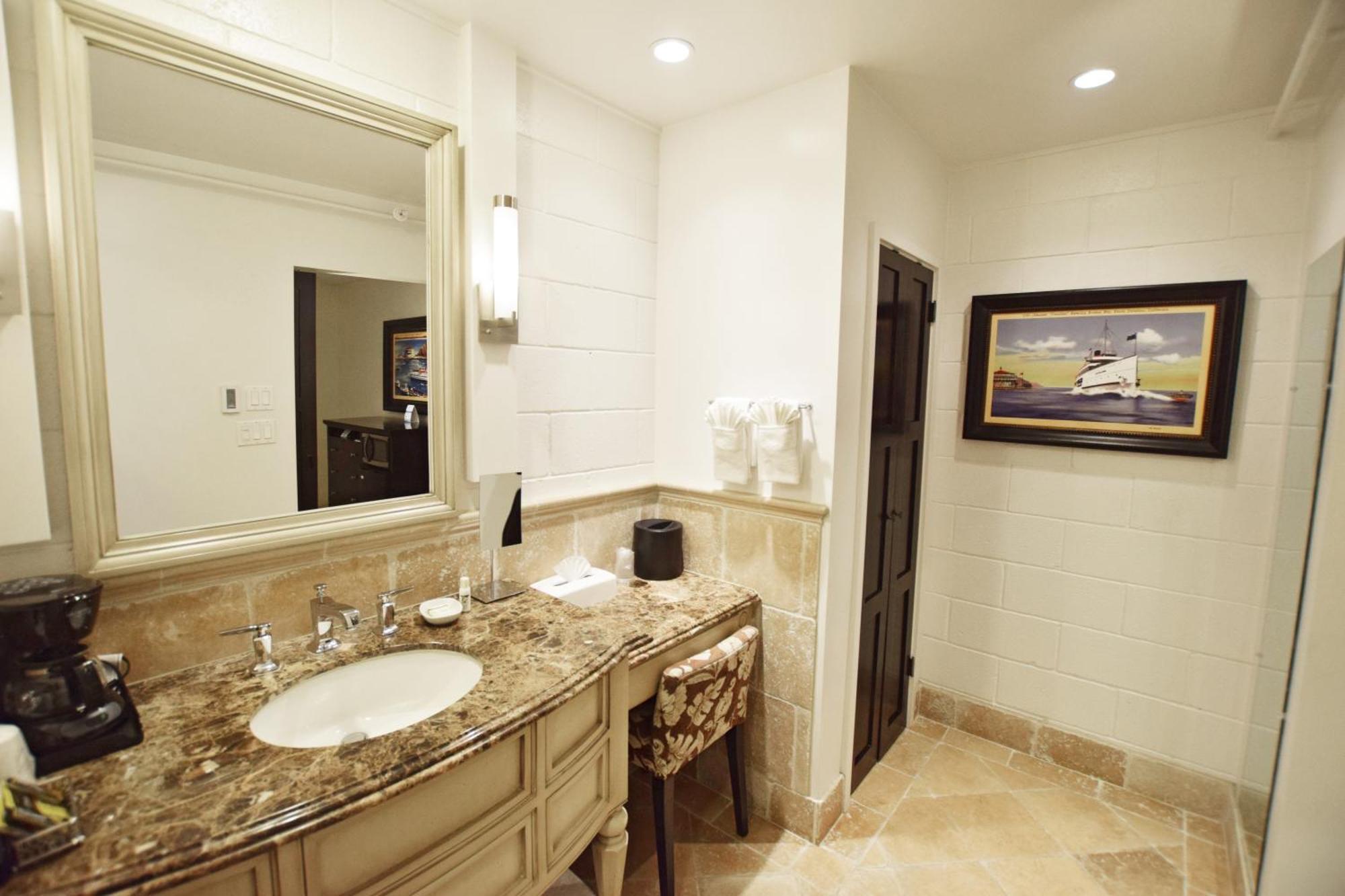 Catalina Courtyard Suites 阿瓦隆 外观 照片