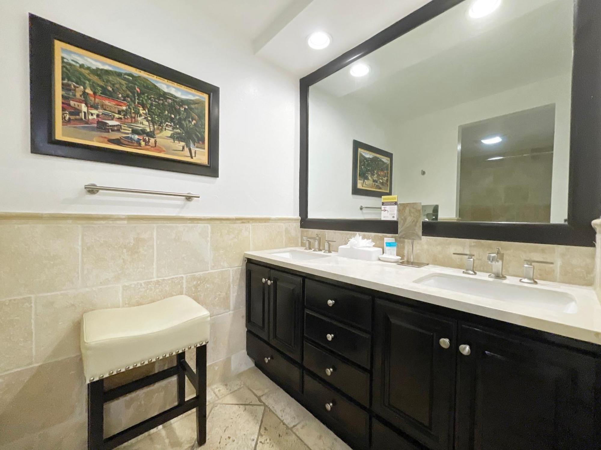 Catalina Courtyard Suites 阿瓦隆 外观 照片