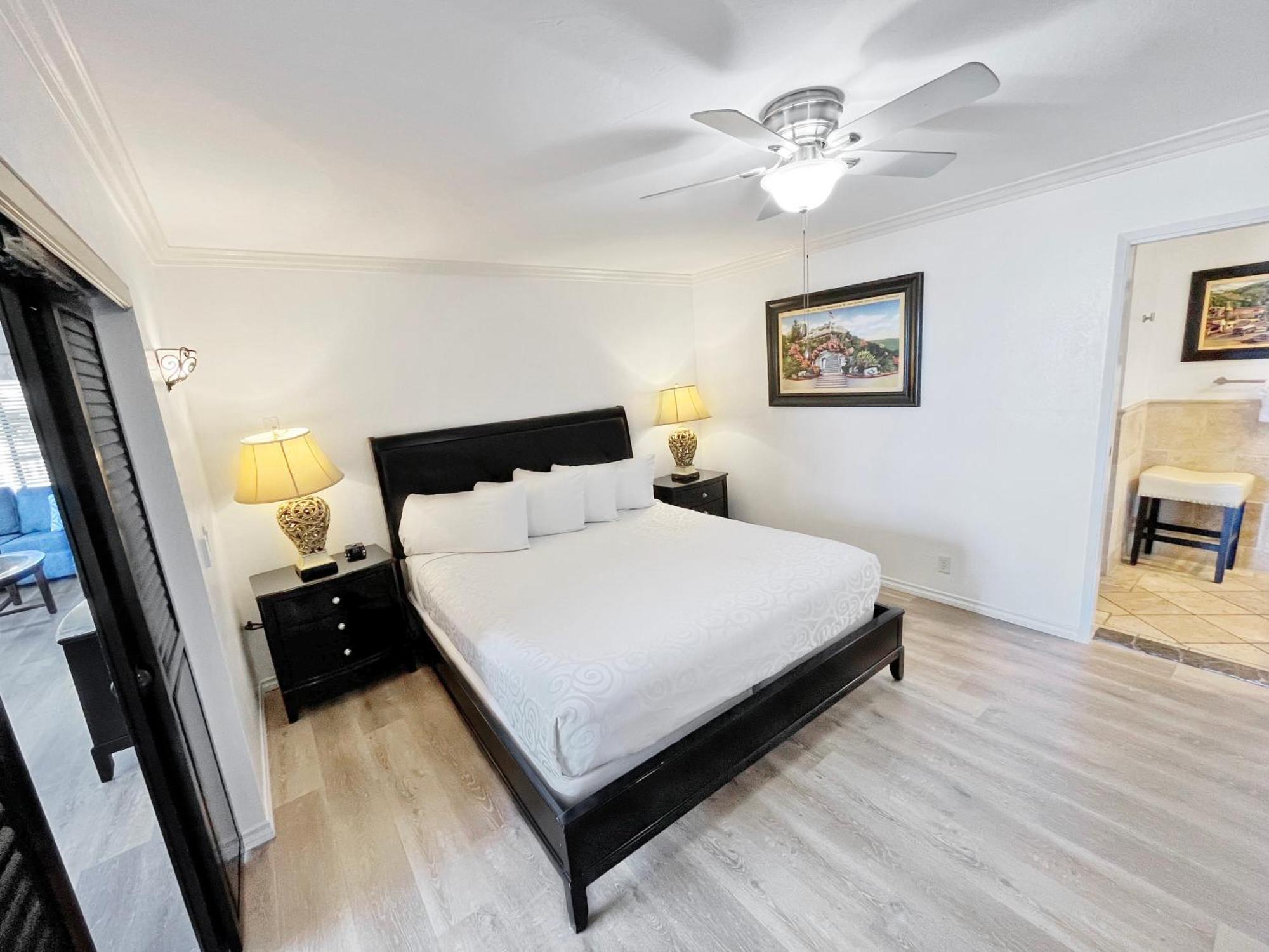 Catalina Courtyard Suites 阿瓦隆 外观 照片