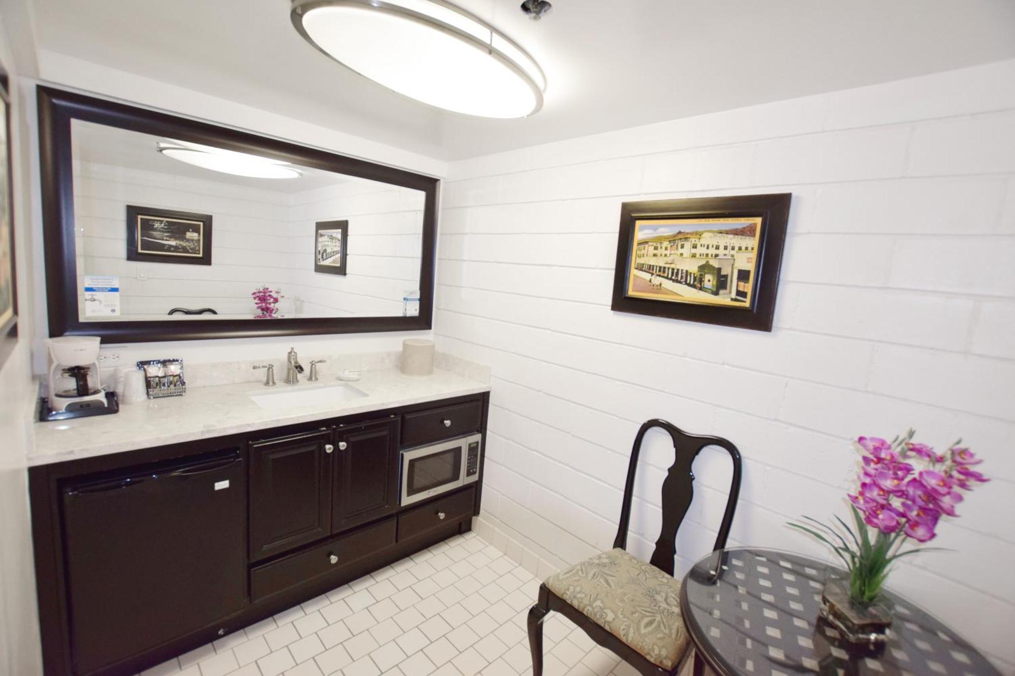 Catalina Courtyard Suites 阿瓦隆 外观 照片